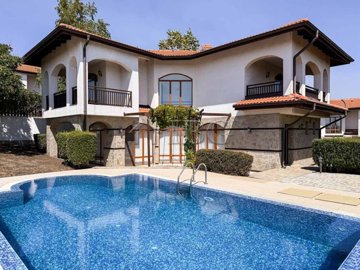 1 - Burgas, Maison