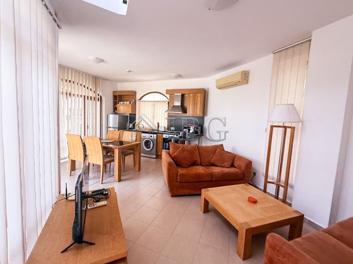 Image No.17-3 Bed House for sale