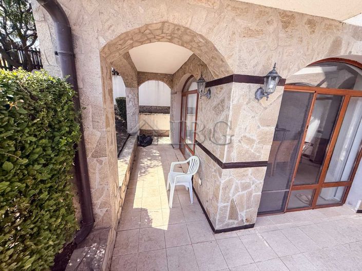 Image No.9-3 Bed House for sale