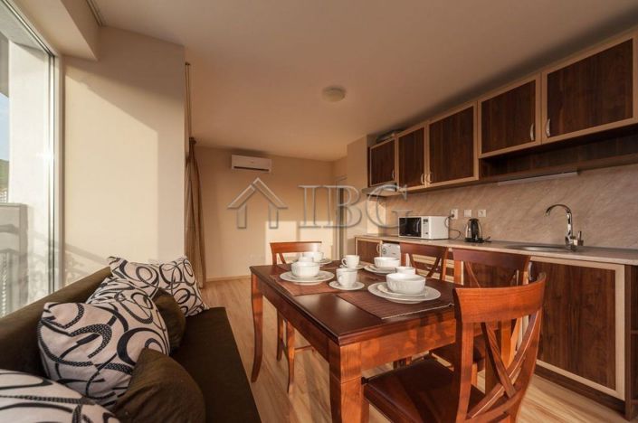 Image No.9-13 Bed Hotel for sale