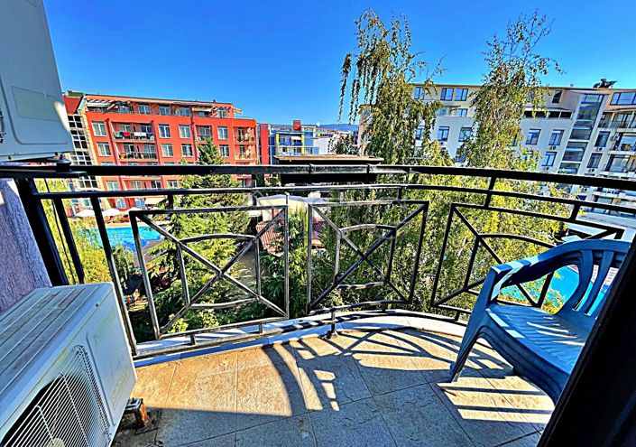 Image No.2-Appartement de 2 chambres à vendre à Burgas