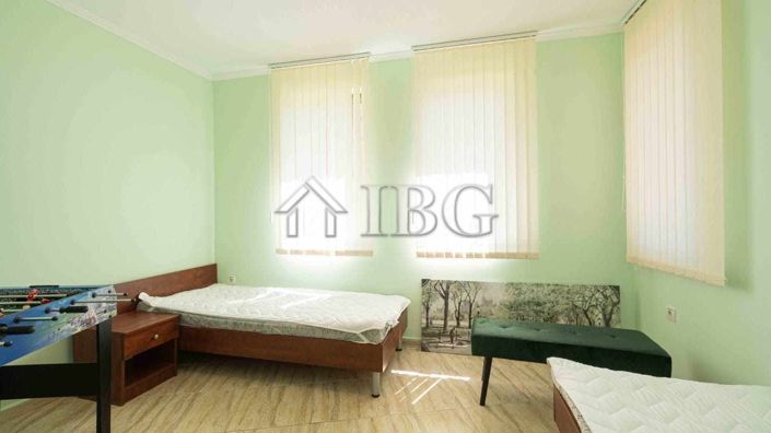 Image No.10-3 Bed Apartment for sale