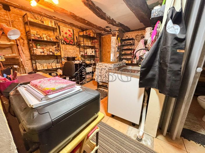 Image No.12-3 Bed House for sale