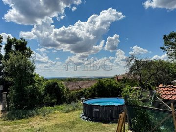 3-bedroom-apartment-renovated-house