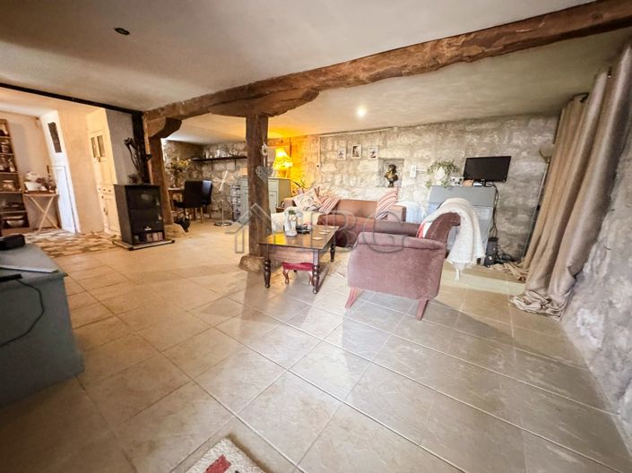 Image No.6-3 Bed House for sale