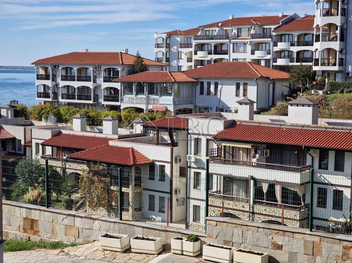 Image No.11-Apartment for sale