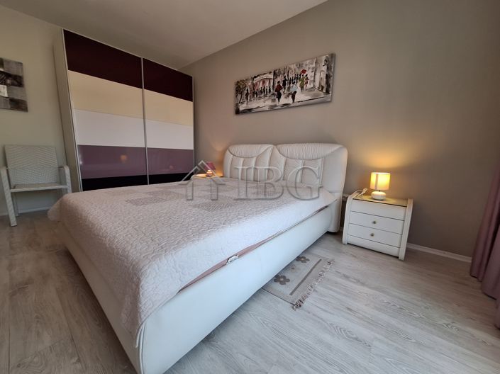 Image No.18-2 Bed Apartment for sale