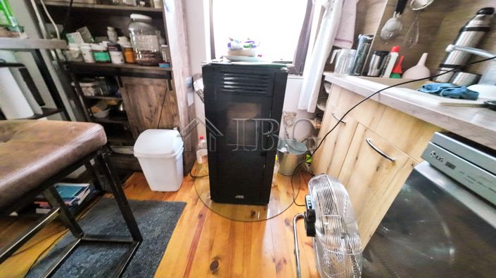 Image No.11-2 Bed House for sale