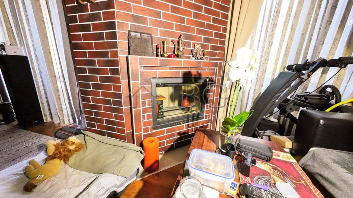 Image No.12-2 Bed House for sale