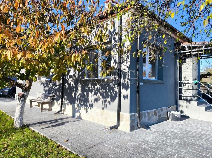 Image No.2-Maison de 2 chambres à vendre à Bulgarie