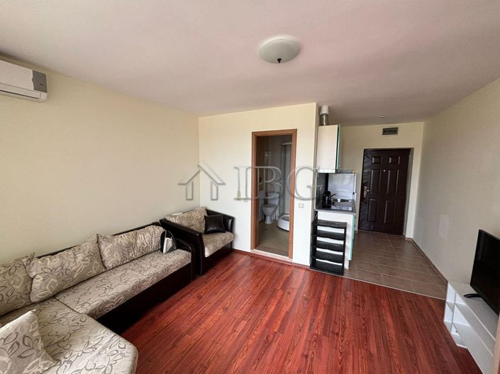 Image No.6-Apartment for sale