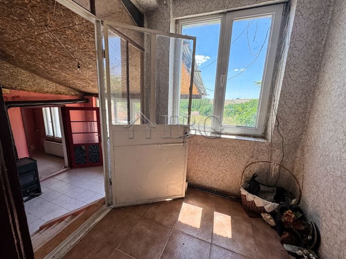 Image No.13-3 Bed House for sale