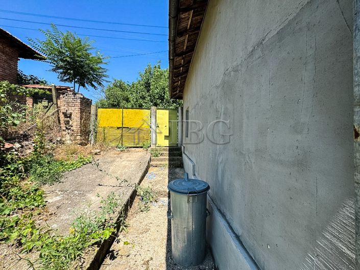 Image No.15-3 Bed House for sale