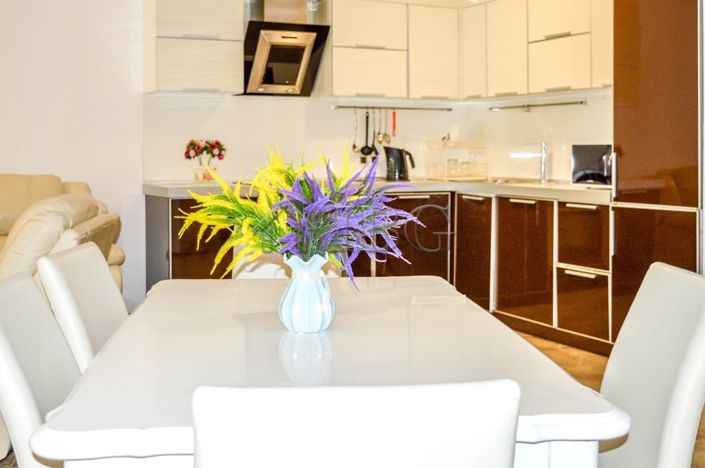 Image No.11-3 Bed Apartment for sale