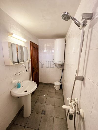 Image No.15-3 Bed House for sale