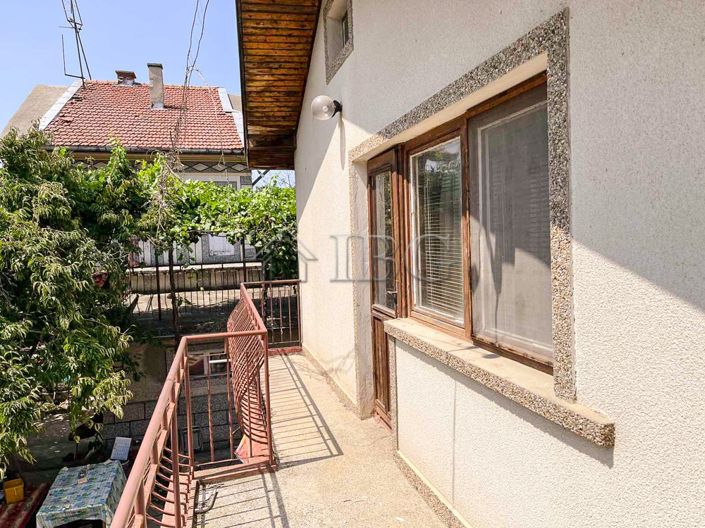 Image No.18-3 Bed House for sale