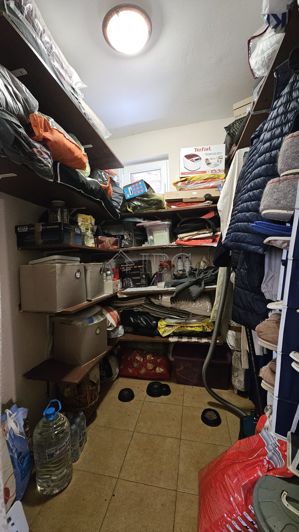 Image No.12-2 Bed House for sale