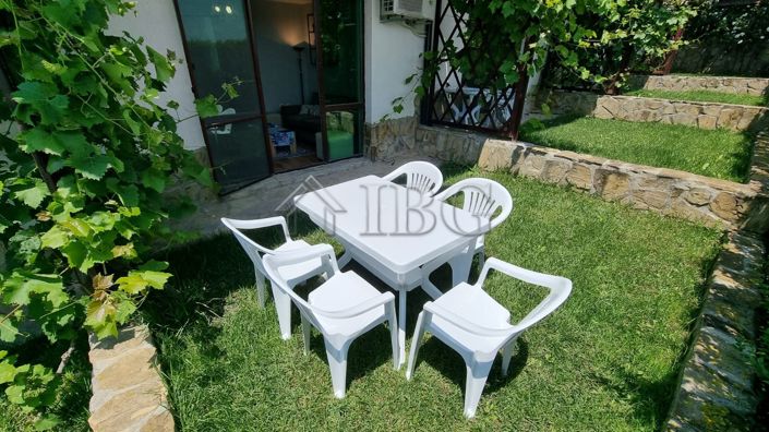 Image No.11-2 Bed House for sale