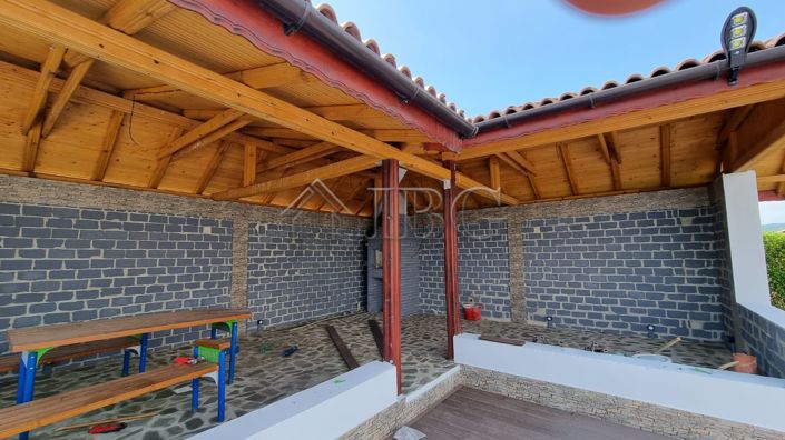 Image No.4-2 Bed House for sale