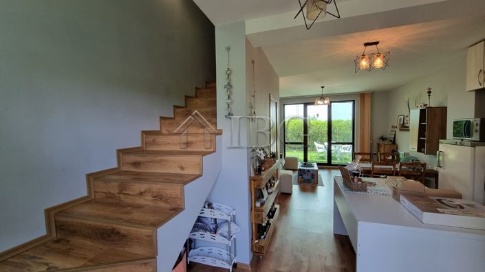 Image No.6-2 Bed House for sale