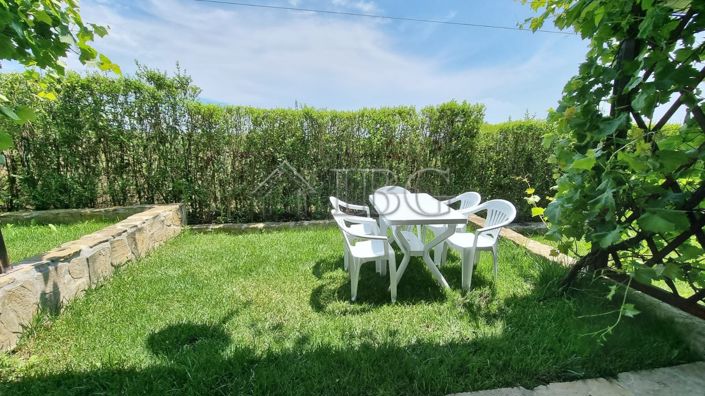 Image No.9-2 Bed House for sale