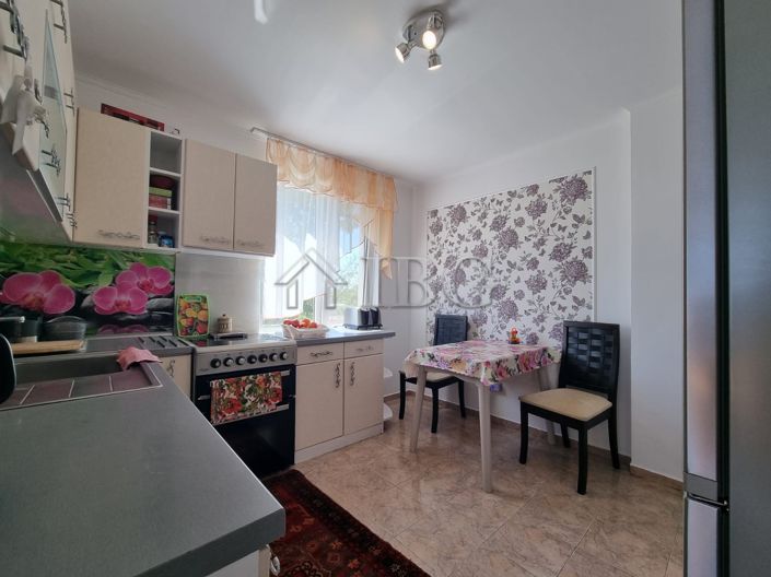 Image No.6-3 Bed House for sale