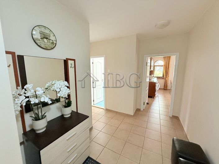 Image No.5-Appartement de 2 chambres à vendre à Burgas