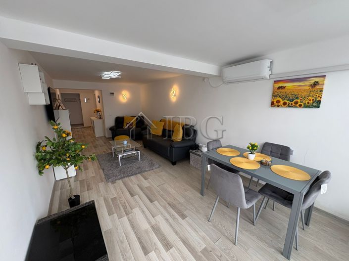 Image No.1-2 Bed House for sale
