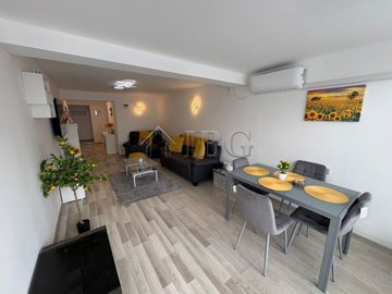 1 - Burgas, House