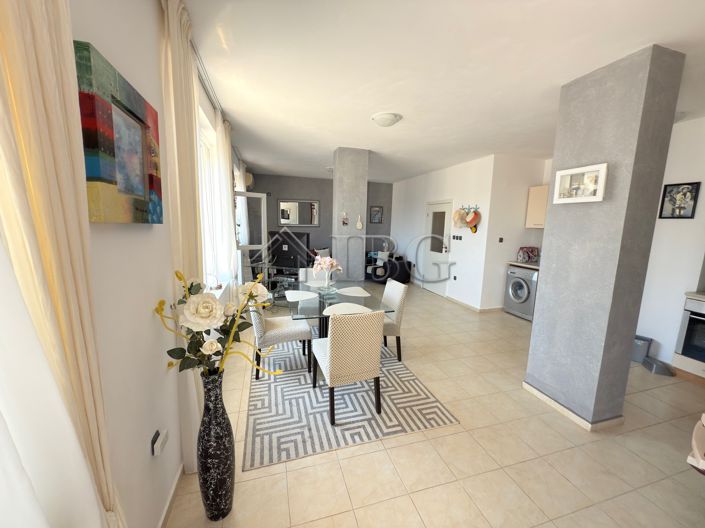 Image No.13-2 Bed Apartment for sale