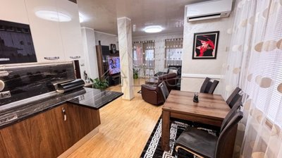 Appartement de 3 chambres à vendre à Burgas