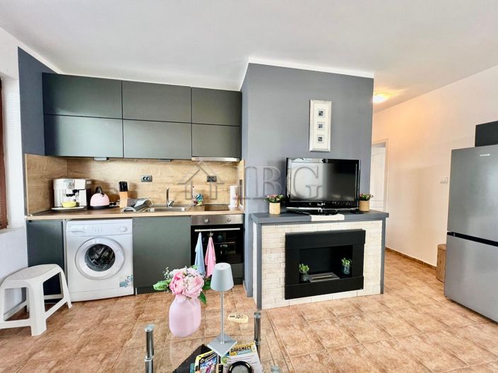 Image No.3-Appartement de 2 chambres à vendre à Burgas