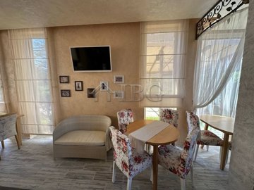 827e3a8b5aa740edacff061481b9dee7