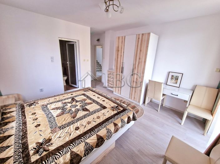 Image No.14-Un hôtel de 12 chambres à vendre à Burgas