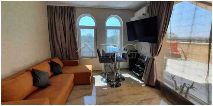 Image No.8-Appartement de 2 chambres à vendre à Burgas