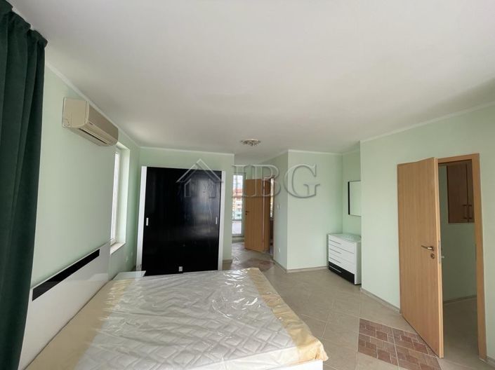 Image No.18-2 Bed Apartment for sale