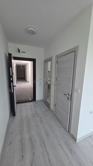 Image No.7-Apartment for sale