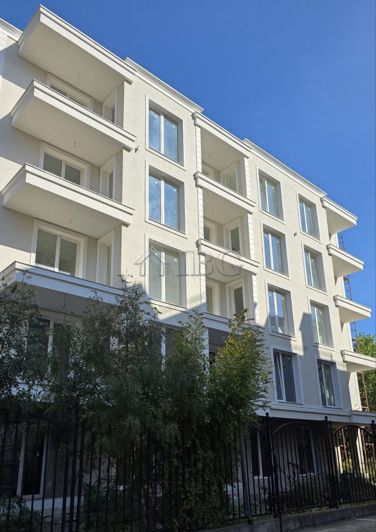 Image No.8-Apartment for sale