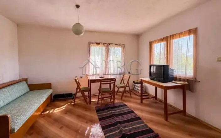 Image No.4-2 Bed House for sale