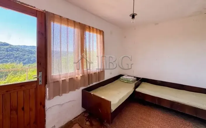 Image No.6-2 Bed House for sale