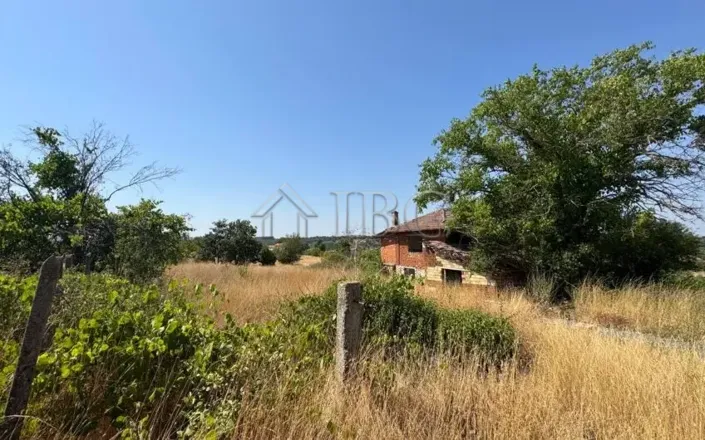 Image No.1-2 Bed House for sale