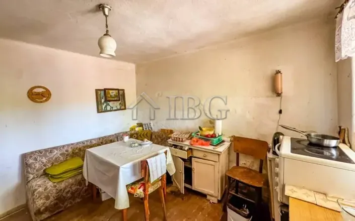 Image No.12-4 Bed House for sale