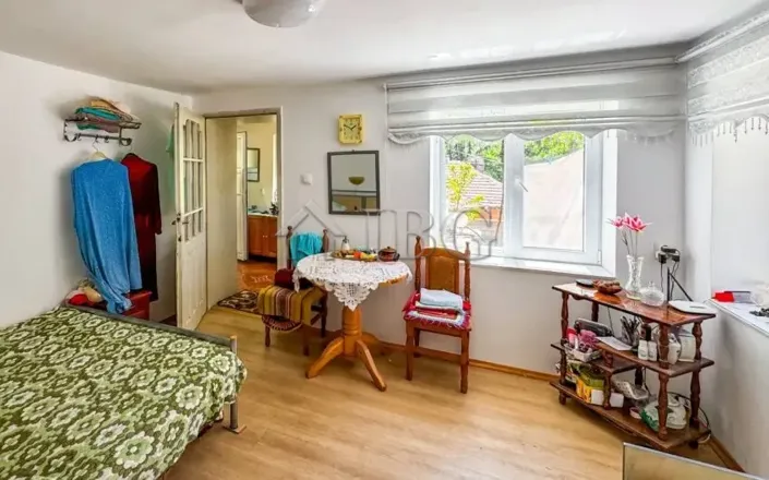 Image No.15-4 Bed House for sale