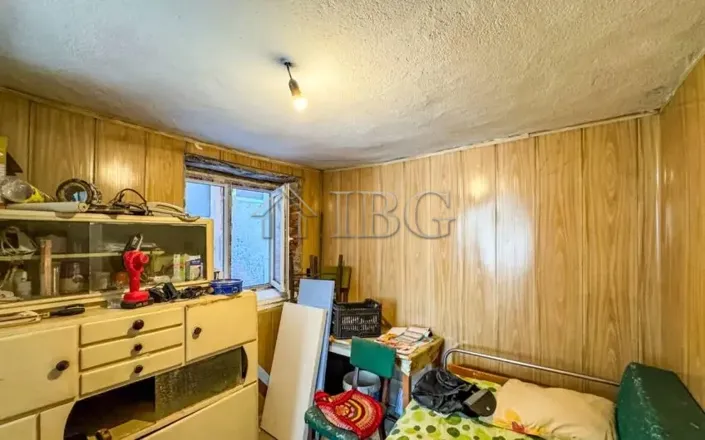 Image No.20-4 Bed House for sale