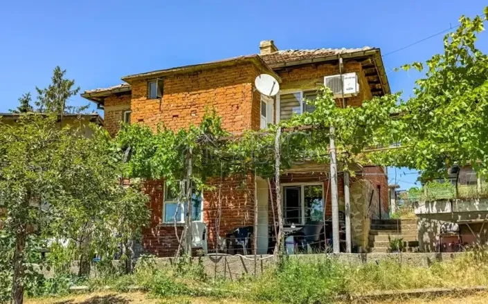 Image No.6-4 Bed House for sale