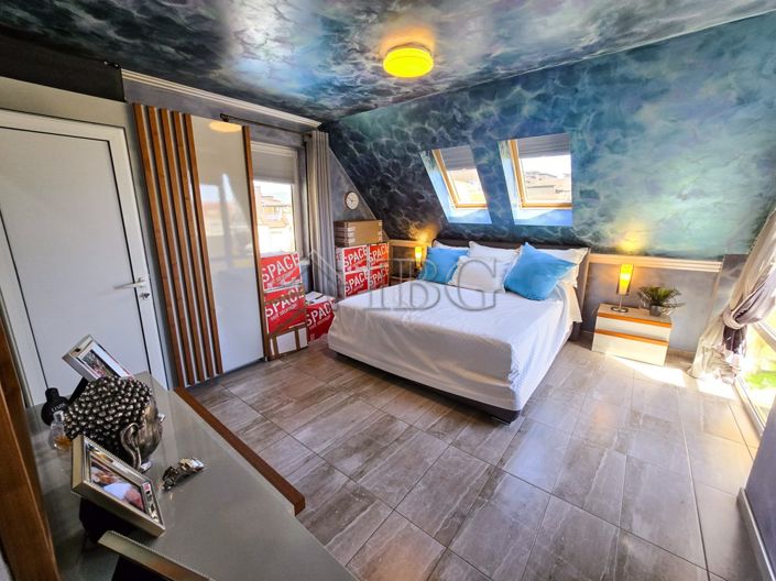 Image No.14-3 Bed Apartment for sale