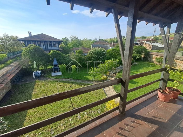 Image No.14-2 Bed House for sale