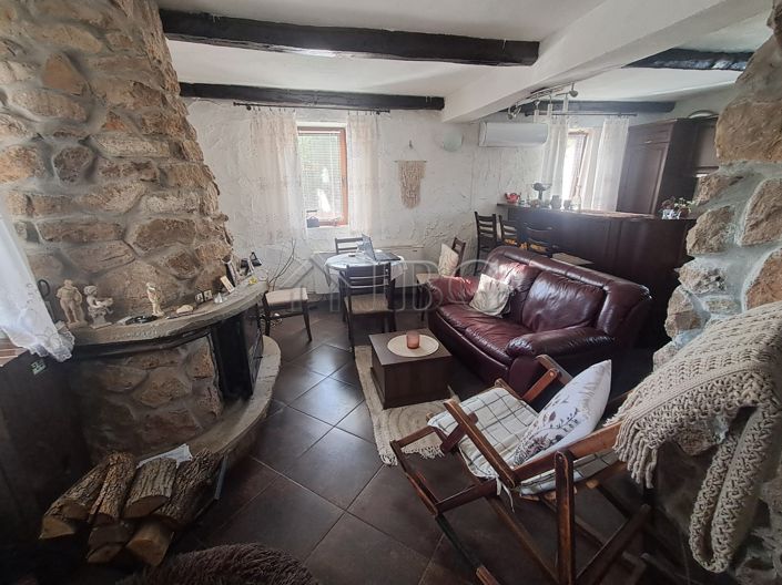 Image No.5-2 Bed House for sale
