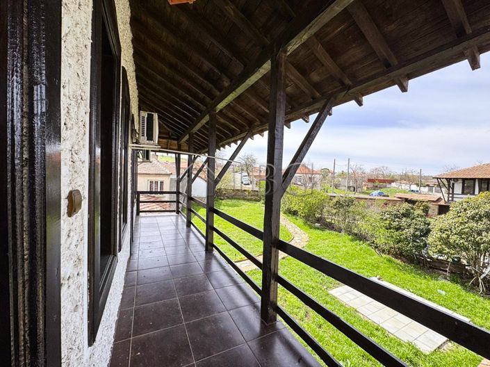 Image No.6-2 Bed House for sale