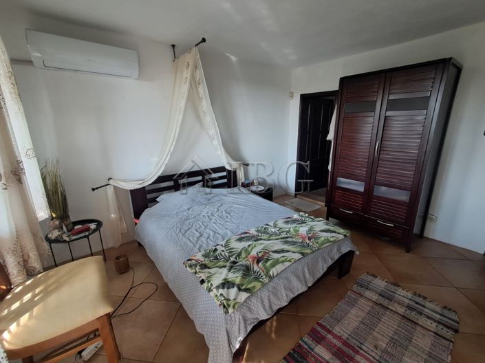 Image No.7-2 Bed House for sale